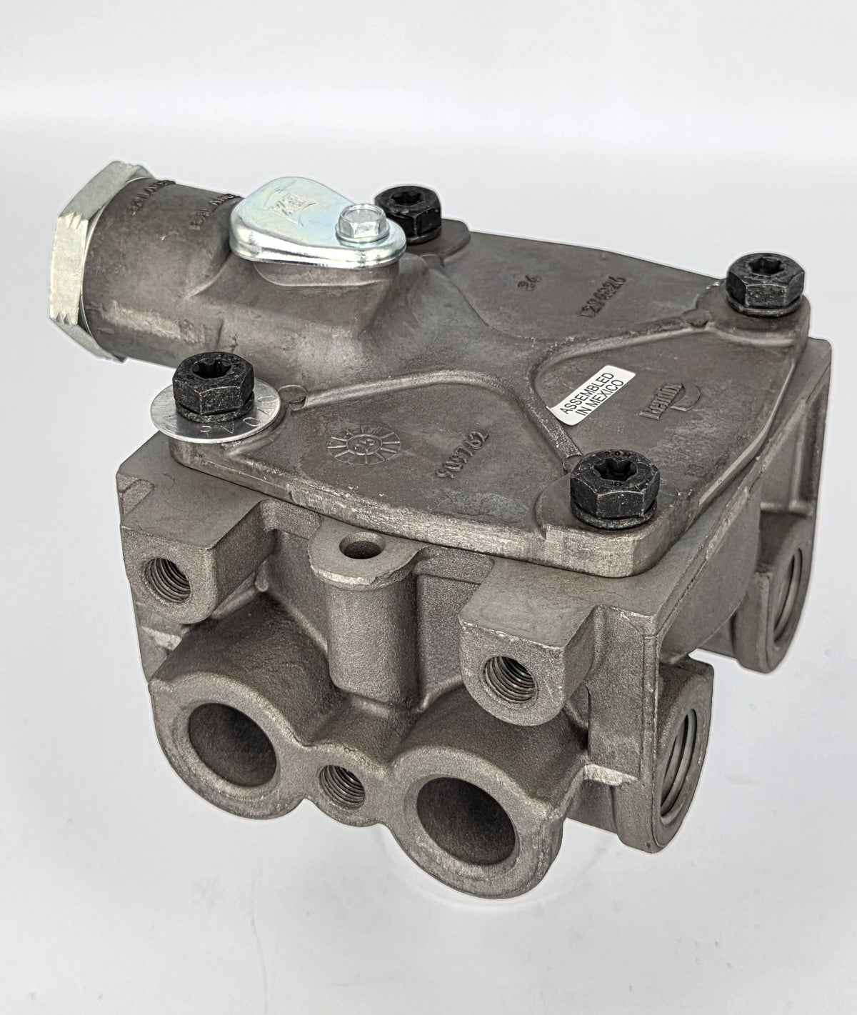 BENDIX 801629 RELAY VALVE