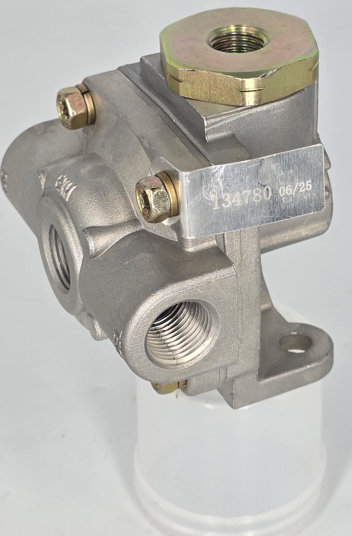 HDTP289714 QR1C VALVE 0PSI DIFF 1/4S-3/8D