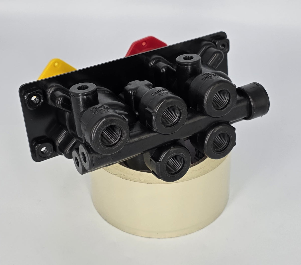 HDTP800517 DASH VALVE 3/8PC M6 MV-3
